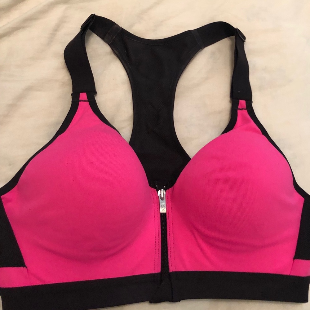 VSX SPORT // Victoria’s Secret sports bra
